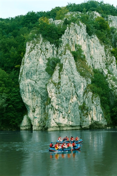 Тихият, бял Дунав в 40 удивителни снимки