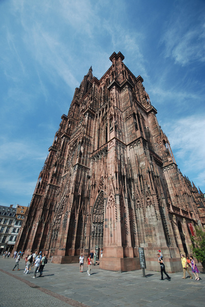10-те най-красиви катедрали във Франция - Нотр Дам в Страсбург