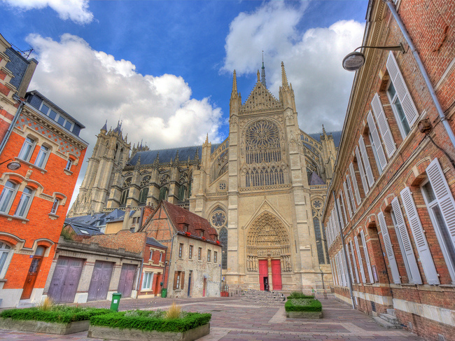 10-те най-красиви катедрали във Франция - Нотр Дам в Амиен