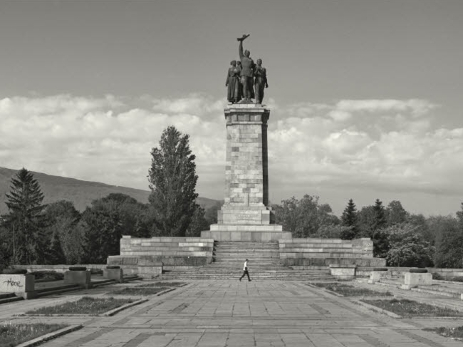 10 малко известни факта за България - Къде е трябвало да се намира паметникът на Съветската армия според първоначалните планове?
