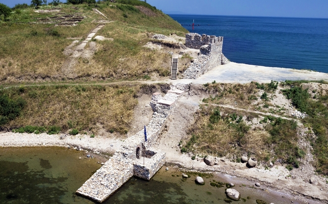 Бойната кула, която да видите край Черноморец