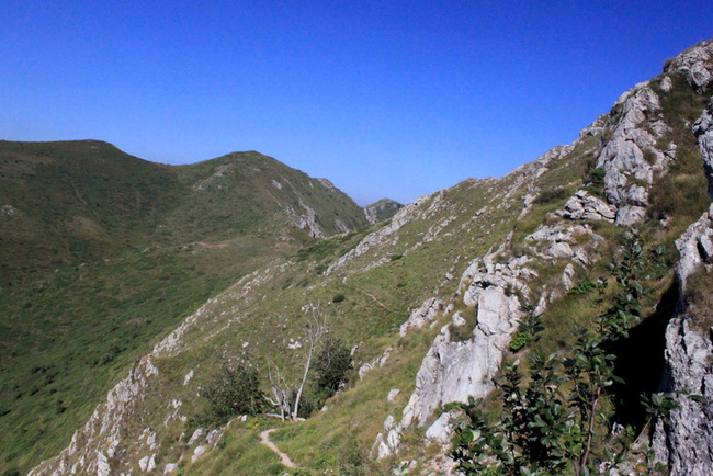 Хижа Козя стена - в Троянски Балкан по козите пътеки