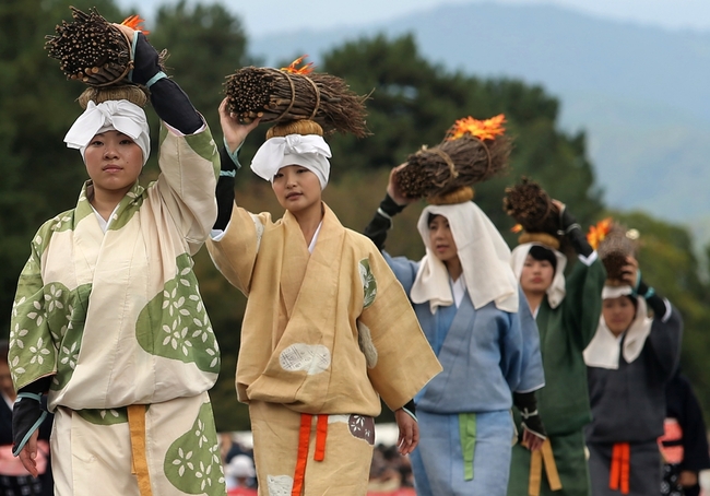 Джидай Мицури: Парадът на духовете от миналото в Киото
