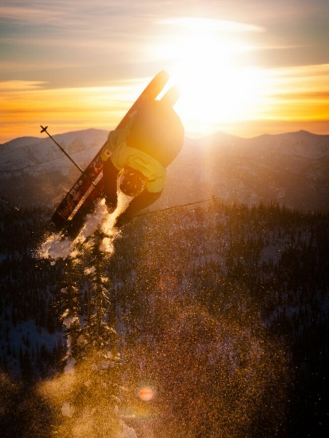 Не е нужно да носиш дрехи, за да караш ски