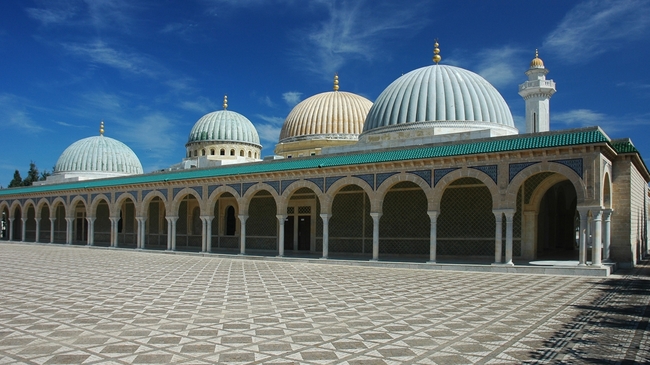 Монастир, Тунис – забележителности лятно време