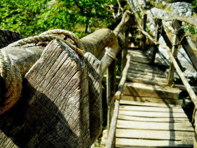 Ждрелото на река Ерма: Приключения по мостчетата