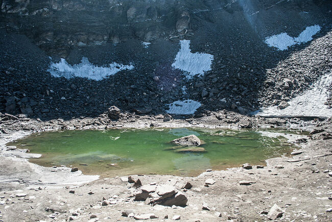 Загадката Рупкунд: Езеро, пълно с човешки скелети