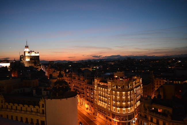Мадрид - страстно фламенко, фестивал на цветовете и гледки от високо