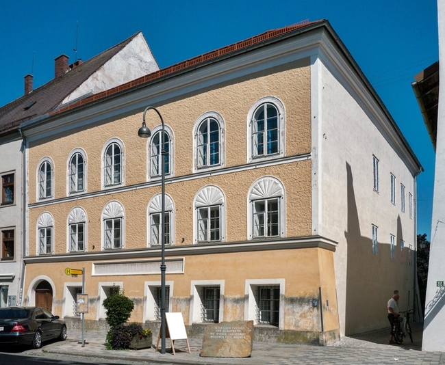 Австрия: Разрушават родната къща на Хитлер