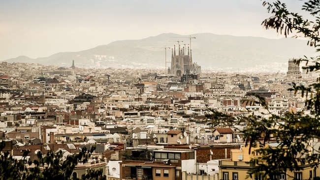 Барселона: Как да влезеш в недостъпни сгради този уикенд