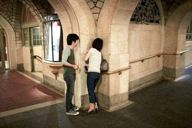 Невероятните шептящи коридори на Гранд Сентрал в Ню Йорк