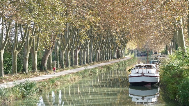 Каналът на двете морета – водна разходка из Южна Франция