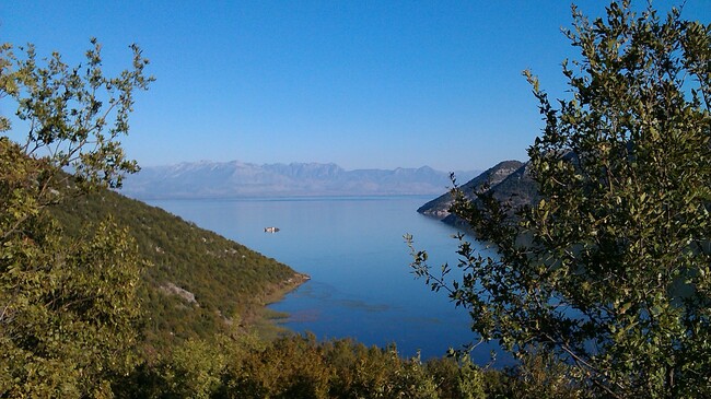 Вижте кое е най-голямото езеро на Балканите