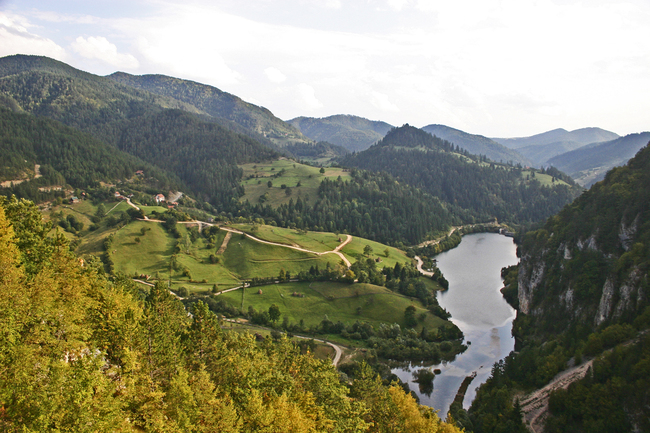 Някъде на запад на Балканите: Долината на река Дрина
