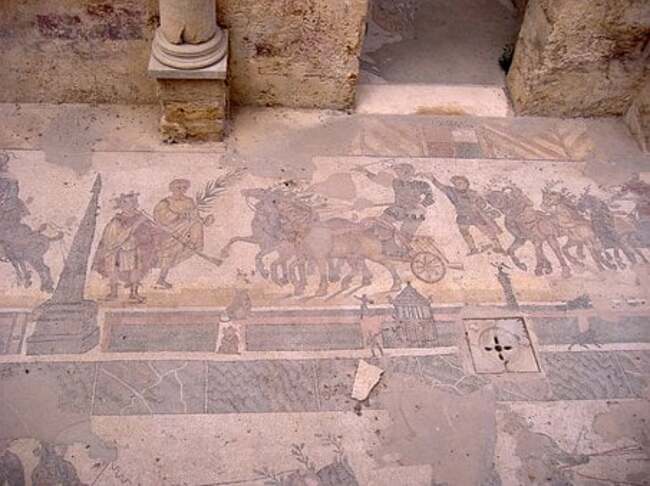 Вила Романа дел Казале – дом на изящни мозайки и на първото изображение на бикини в света