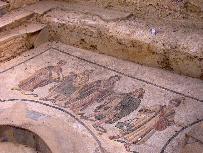 Вила Романа дел Казале – дом на изящни мозайки и на първото изображение на бикини в света