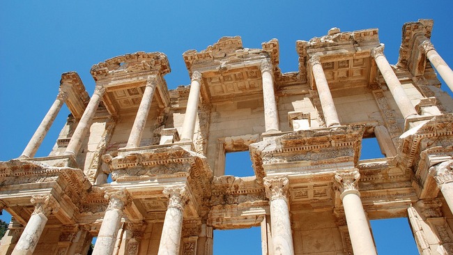 Какво можете да видите в древния град Ефес?