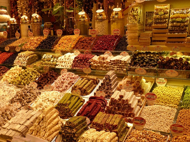 Изкушаващите аромати на Турция: Разкриване на най-вкусните турски ястия