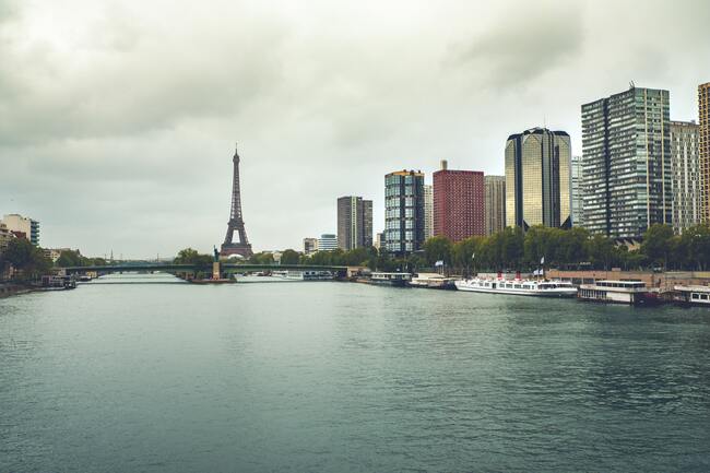 5 от най-добрите места за плуване на открито в Париж