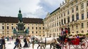Модернистичен фонтан във Виена предизвика бурни реакции