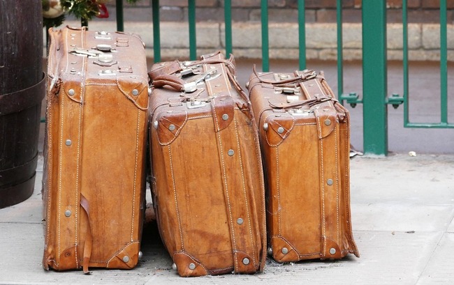 Как да пътувате с по-малко багаж