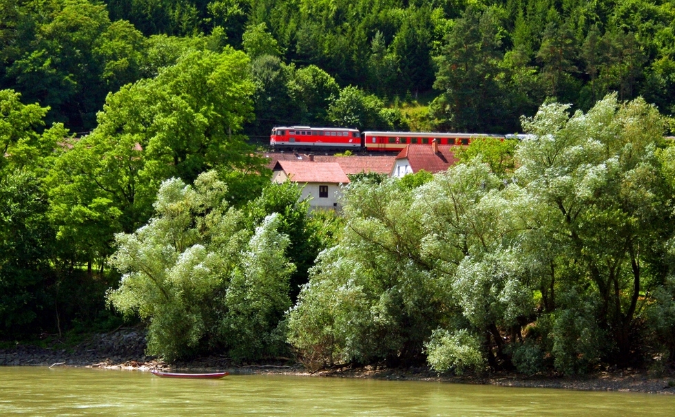 Тихият, бял Дунав в 40 удивителни снимки - Дюрнщайн, Австрия