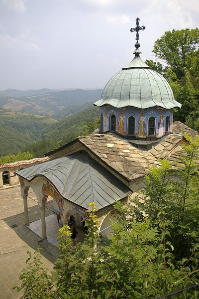 Соколски манастир: Истории от близки времена