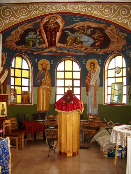 Айдемирски манастир: Късче вяра в бутилка