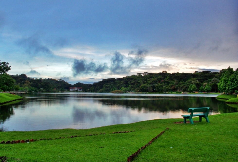 Фото сряда: Най-красивите пейки с гледка - Езеро Сао Бернардо, Бразилия