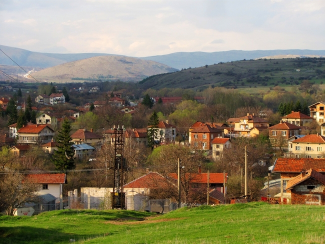 Село Алдомировци: Оставете мислите далеч