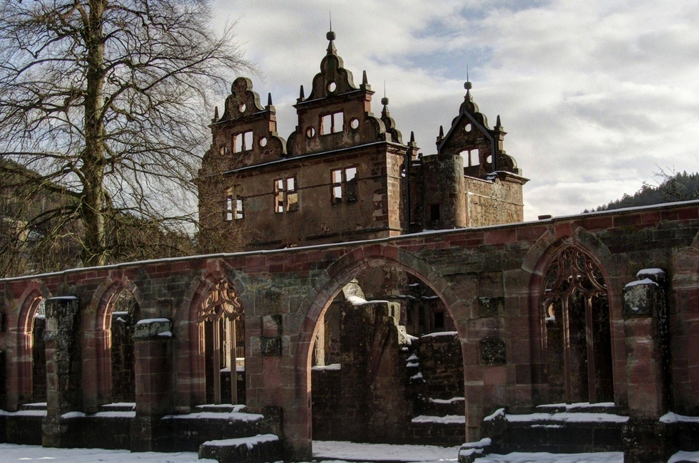 Най-изумителните изоставени места по света - Манастир от XV в., Шварцвалд, Германия