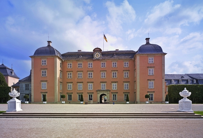 Замъкът Швецинген: Малкият германски Версай
