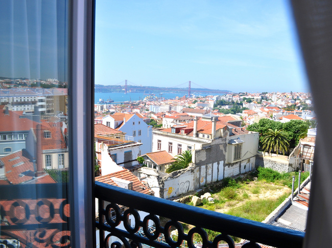 Стая с изглед към рая (фотогалерия) - Лисабон, Португалия