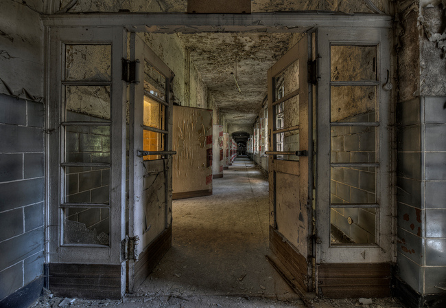 Болницата на Хитлер в Беелиц - къде бродят призраците