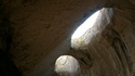Пещерата Проходна наблюдава посетителите