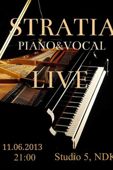 Stratia – piano & voice live