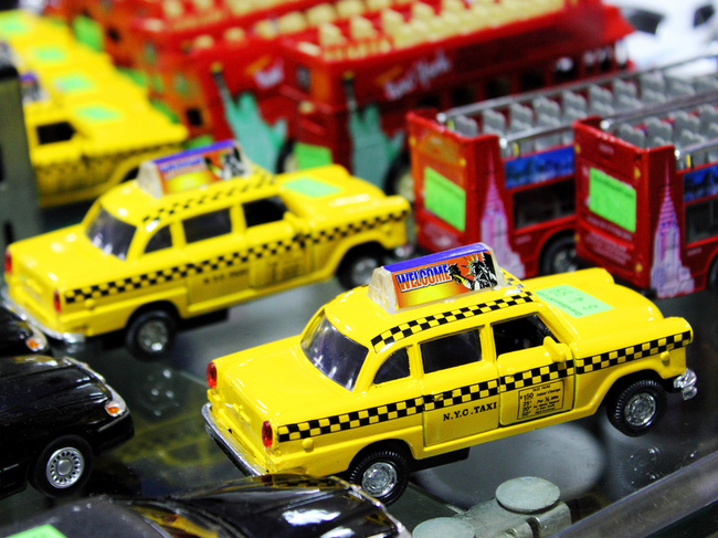 Най-кичозните сувенири по света - Нюйоркските таксита
