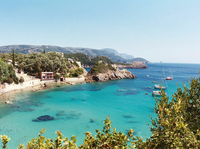 Пет плажа с интересни истории - Остров Корфу и принцеса Сиси