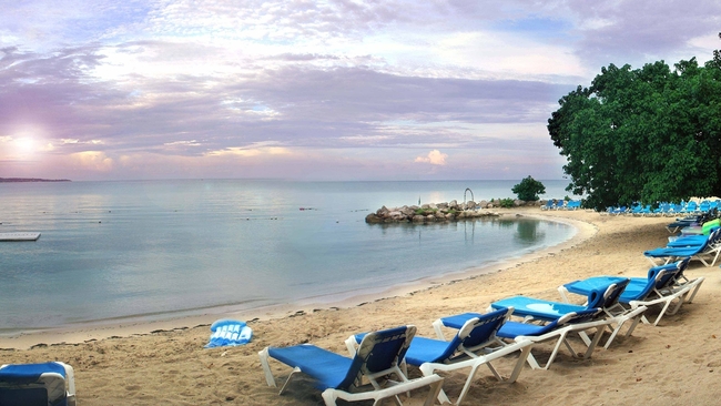 Най-популярните нудистки плажове в света - Хедонизъм II , Негрил, Ямайка