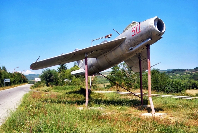 Ковачевци: Селото, което си има собствен самолет