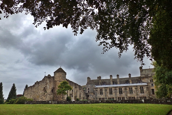 Замъкът Фолкланд: Където ловуваше една кралица