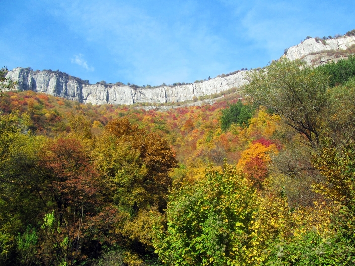 Вазовата екопътека в цветовете на есента (фотогалерия)