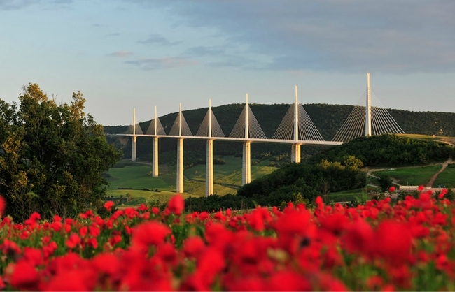 Топ 10 на най-красивите мостове в света - Виадукт Мийо (Мийо, Франция)
