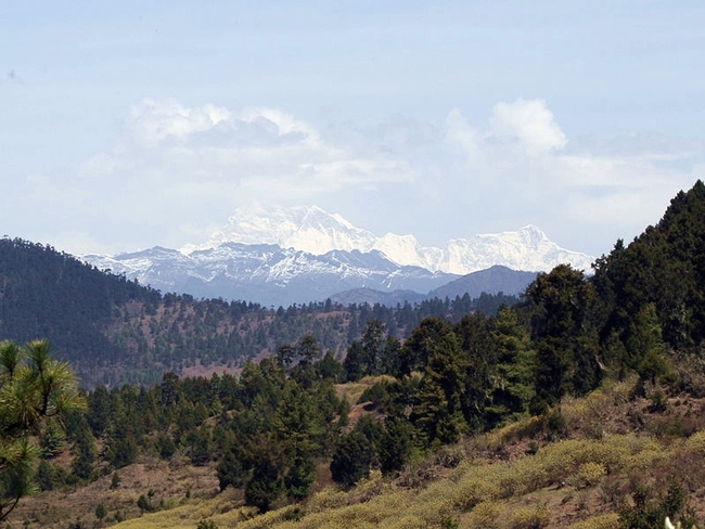9 загадъчни и непроучени места - Гангкхар Пуенсум в Бутан