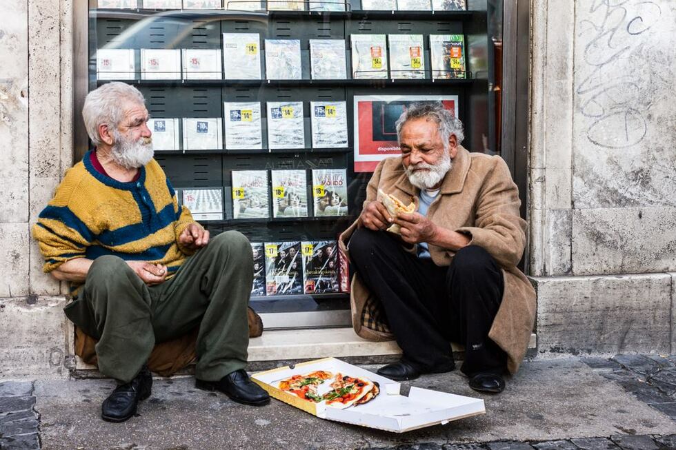 13 трогателни човешки истории от Рим (в снимки) - "Пица Маргарита. Събира приятели от 1889 г.“