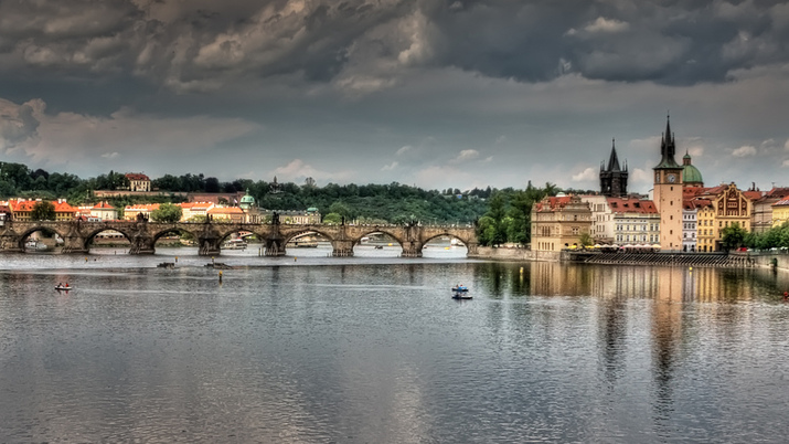 Карловият мост в Прага сбъдва желания