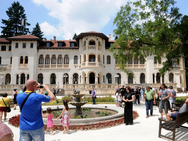 Топ 20 нови български забележителности за 2013 г. - Резиденция Врана