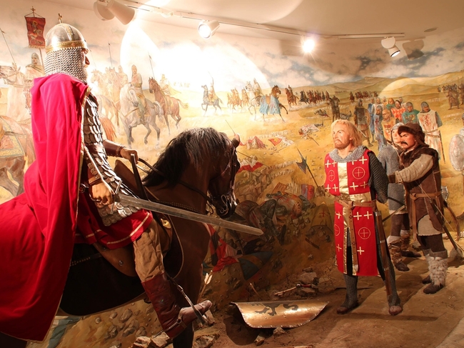 Топ 20 нови български забележителности за 2013 г. - Българските царе оживяха във Велико Търново 