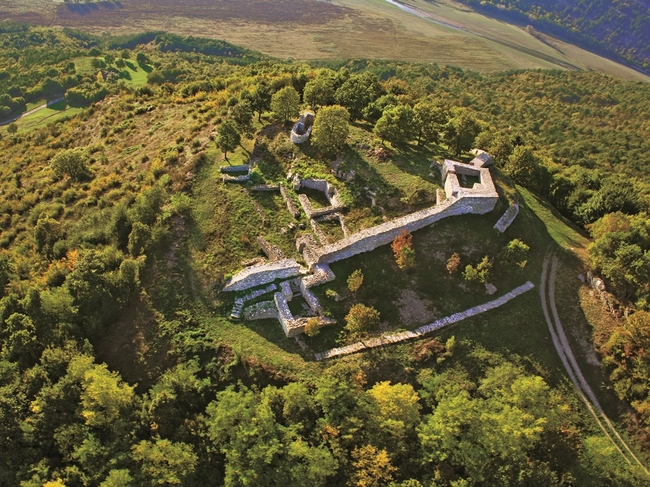 Топ 20 нови български забележителности за 2013 г. - Крепостта Хоталич