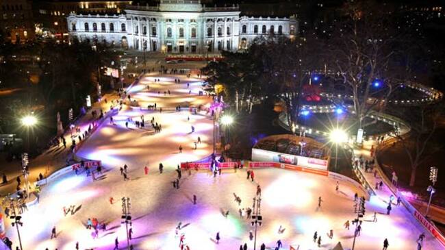 10-те най-удивителни ледени пързалки в света - Виенската ледена мечта (Виена, Австрия)